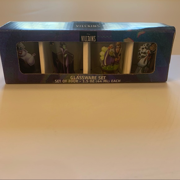 Disney Other - Disney Villains Glassware Set of 4